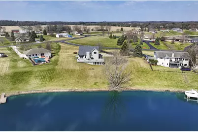 W5071 W Clearwater Ln, Sugar Creek, WI 53121 - Photo 41