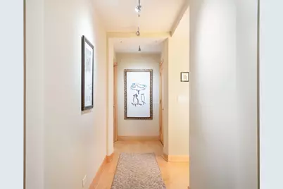 929 N Astor St #2407, Milwaukee, WI 53202 - Photo 3