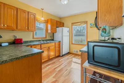 2134  Redfield St, La Crosse, WI 54601 - Photo 11