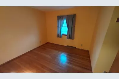 3642 S 95th St, Milwaukee, WI 53228 - Photo 11