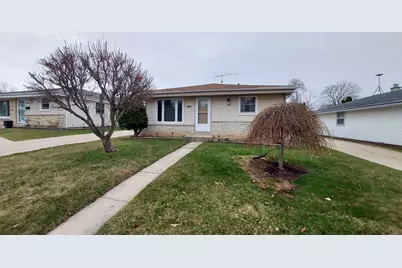 3642 S 95th St, Milwaukee, WI 53228 - Photo 25