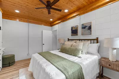 4015 W Kiley Ave, Milwaukee, WI 53209 - Photo 11