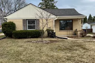 7822 W Oklahoma Ave, West Allis, WI 53219 - Photo 1