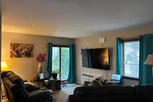 4615 S Woodland Dr, Greenfield, WI 53220 - Photo 5