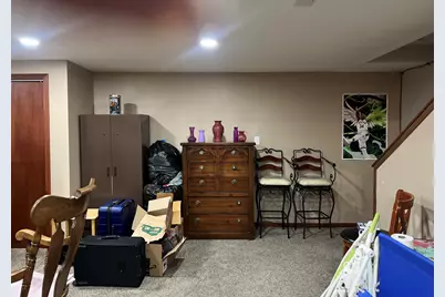 4615 S Woodland Dr, Greenfield, WI 53220 - Photo 7