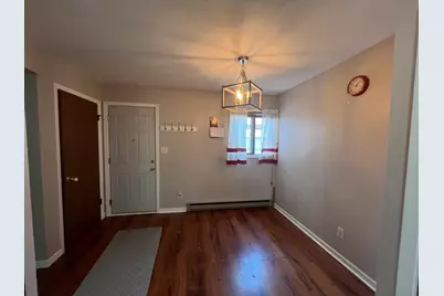 4615 S Woodland Dr, Greenfield, WI 53220 - Photo 13