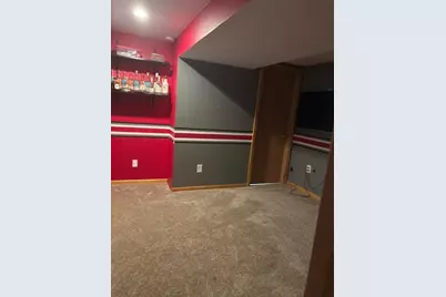 10560 S Peggy Dr, Oak Creek, WI 53154 - Photo 13