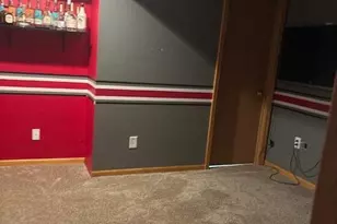 10560 S Peggy Dr, Oak Creek, WI 53154 - Photo 13