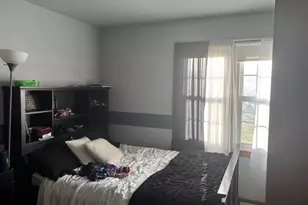 10560 S Peggy Dr, Oak Creek, WI 53154 - Photo 9