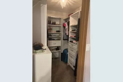 10560 S Peggy Dr, Oak Creek, WI 53154 - Photo 11