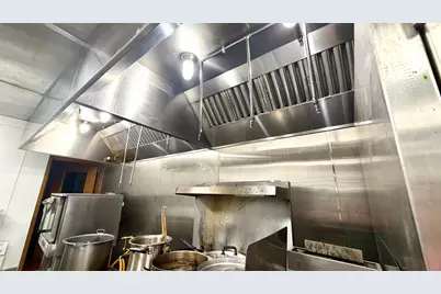 8301 W Silver Spring Dr, Milwaukee, WI 53218 - Photo 13