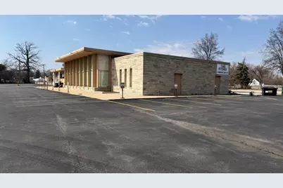 8301 W Silver Spring Dr, Milwaukee, WI 53218 - Photo 5