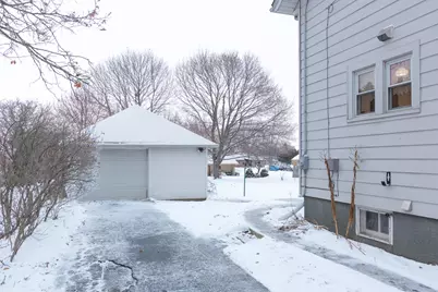 318  Forest Ave, Kewaskum, WI 53040 - Photo 23