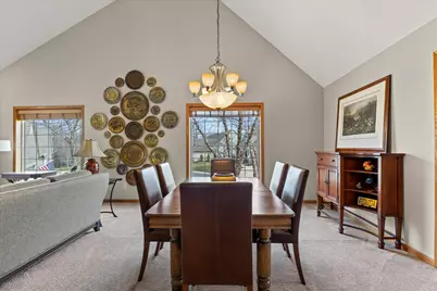 4330  Cedar Ridge Ln, Racine, WI 53405 - Photo 7