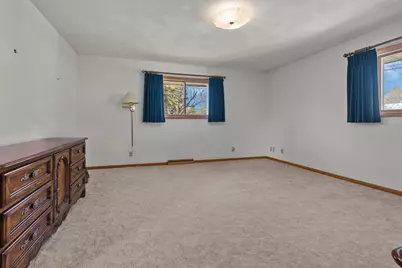 236 W Rockwell St, Elkhorn, WI 53121 - Photo 27