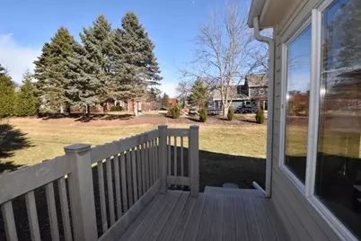 1040  Lansdowne Ct, Brookfield, WI 53045 - Photo 31