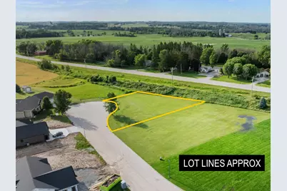 Lt3  Ridgeway Ct, Manitowoc, WI 54220 - Photo 1