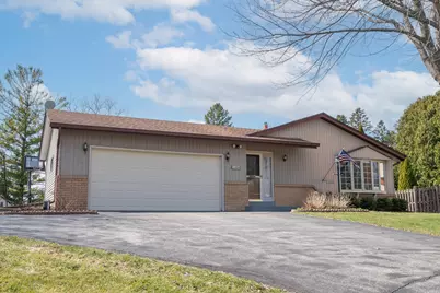 1466  Scenic Dr, Richfield, WI 53033 - Photo 3