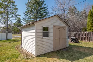 1466 Scenic Dr, Richfield, WI 53033 - Photo 9