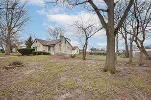 7262 W Medford Ave, Milwaukee, WI 53218 - Photo 25