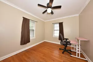 7262 W Medford Ave, Milwaukee, WI 53218 - Photo 13