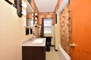 7262 W Medford Ave, Milwaukee, WI 53218 - Photo 15