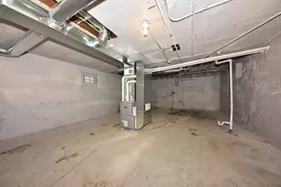 1225 W Keefe Ave, Milwaukee, WI 53206 - Photo 25