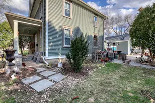 131 Oakland Ave, Mukwonago, WI 53149 - Photo 5