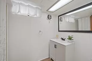 2919 N 85th St, Milwaukee, WI 53222 - Photo 19