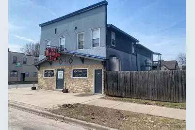 828  5th Ave #820, 822, 826, 421 Winnebago, La Crosse, WI 54601 - Photo 3