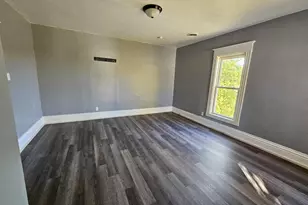 927 Marquette St, Racine, WI 53404 - Photo 5