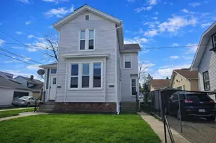 815 13th St, Racine, WI 53403 - Photo 1