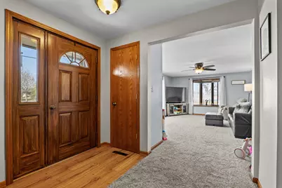 123 N 12th St, Oostburg, WI 53070 - Photo 11