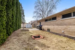 123 N 12th St, Oostburg, WI 53070 - Photo 31