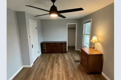 924 N 8th St, Manitowoc, WI 54220 - Photo 21