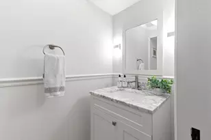 8035 N Beach Dr, Fox Point, WI 53217 - Photo 25