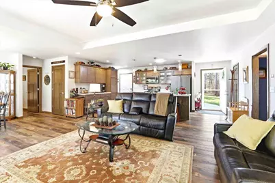 N13703  Canar Rd, Trempealeau, WI 54661 - Photo 15