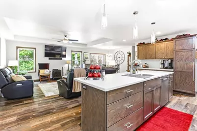 N13703  Canar Rd, Trempealeau, WI 54661 - Photo 9