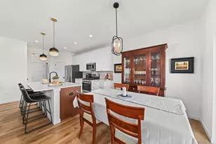 N118W7360 Fairway Ln, Cedarburg, WI 53012 - Photo 11