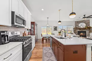 N118W7360 Fairway Ln, Cedarburg, WI 53012 - Photo 1