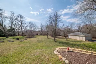 N60W15671 Hawthorne Dr, Menomonee Falls, WI 53051 - Photo 33