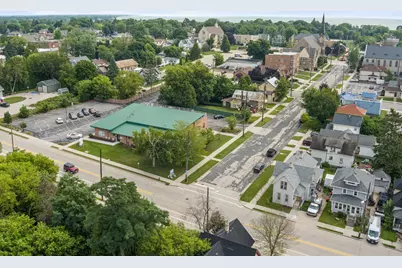 920  State St, Manitowoc, WI 54220 - Photo 29