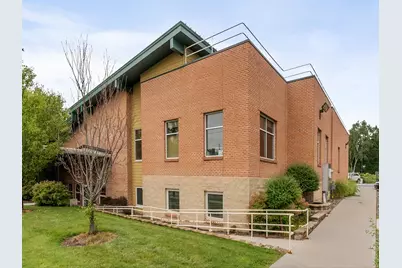920  State St, Manitowoc, WI 54220 - Photo 17