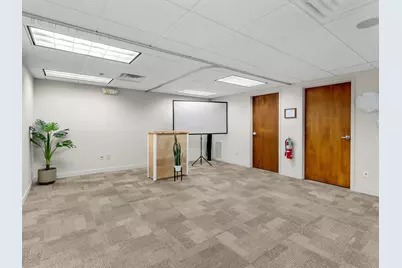 920  State St, Manitowoc, WI 54220 - Photo 3