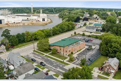 920  State St, Manitowoc, WI 54220 - Photo 25