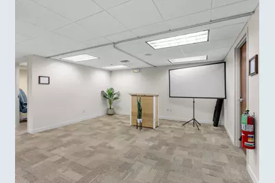 920  State St, Manitowoc, WI 54220 - Photo 5