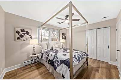 N85W12940  Renee Dr, Menomonee Falls, WI 53051 - Photo 17