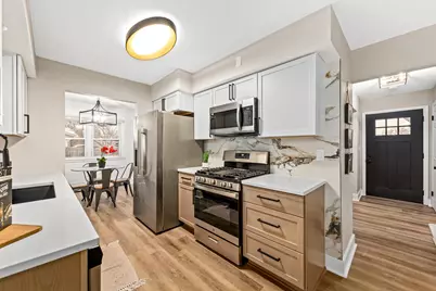 N85W12940  Renee Dr, Menomonee Falls, WI 53051 - Photo 13