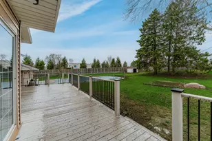 N85W12940 Renee Dr, Menomonee Falls, WI 53051 - Photo 31