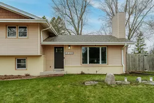 N85W12940 Renee Dr, Menomonee Falls, WI 53051 - Photo 45